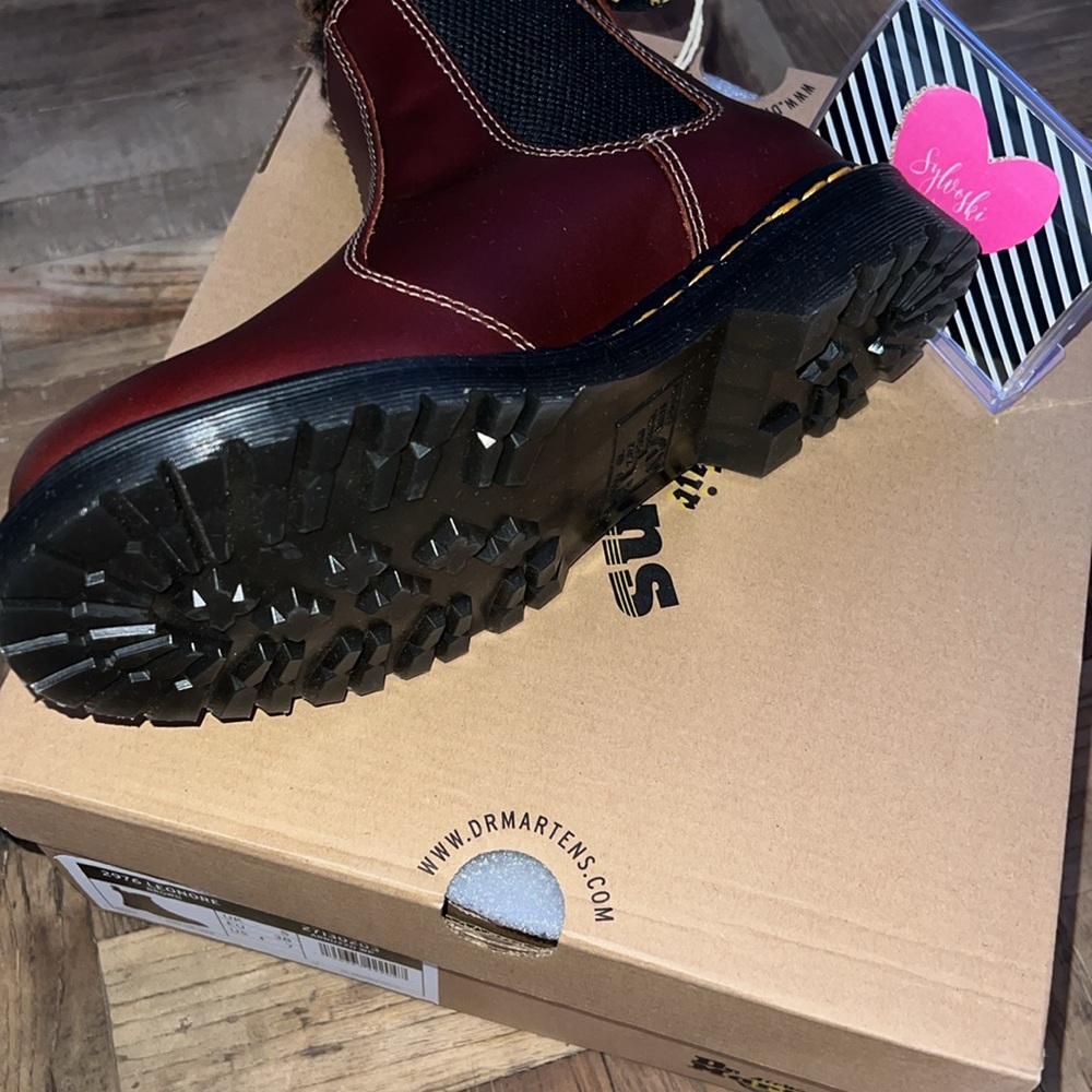 🔥DR MARTENS 2976 LEONORE FAUX FUR LINED CHELSEA BOOTS NWT - Picture 12 of 16
